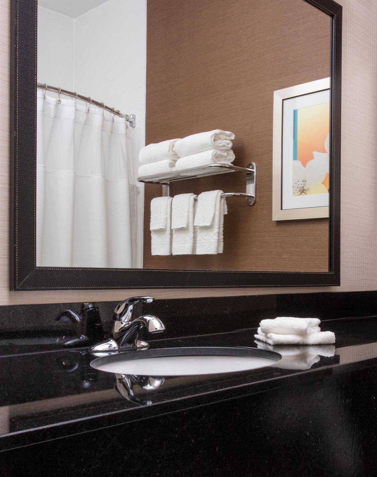 Fairfield Inn & Suites By Marriott Квінсі Екстер'єр фото